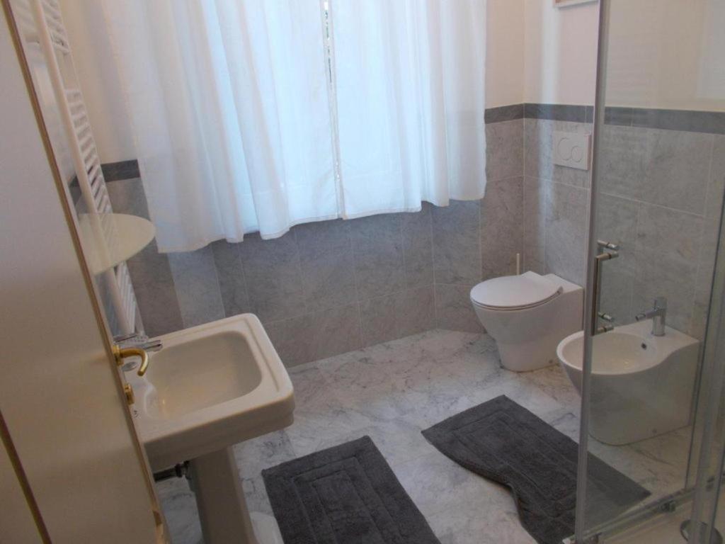 B&B Rossana Carrara Eksteriør billede