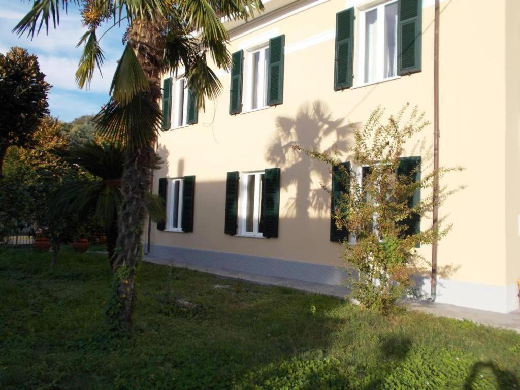 B&B Rossana Carrara Eksteriør billede