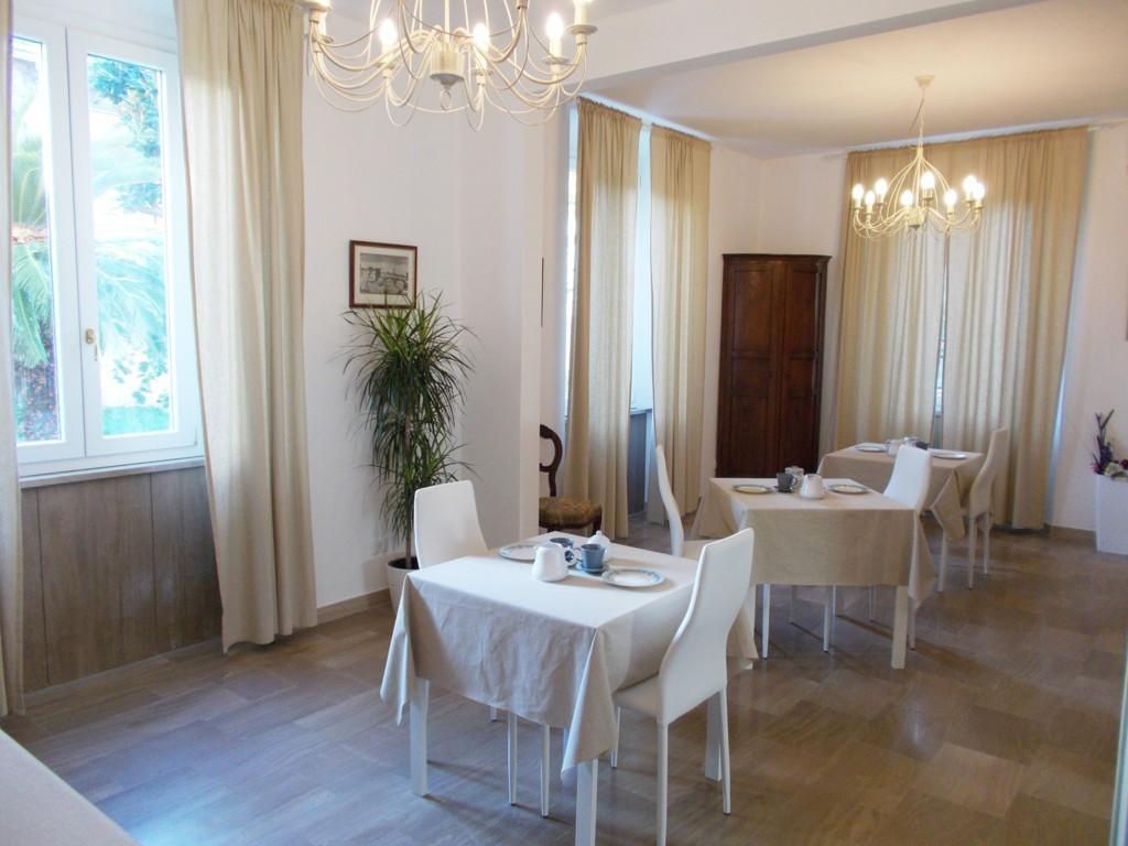 B&B Rossana Carrara Eksteriør billede