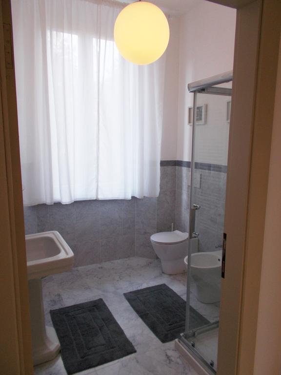 B&B Rossana Carrara Værelse billede